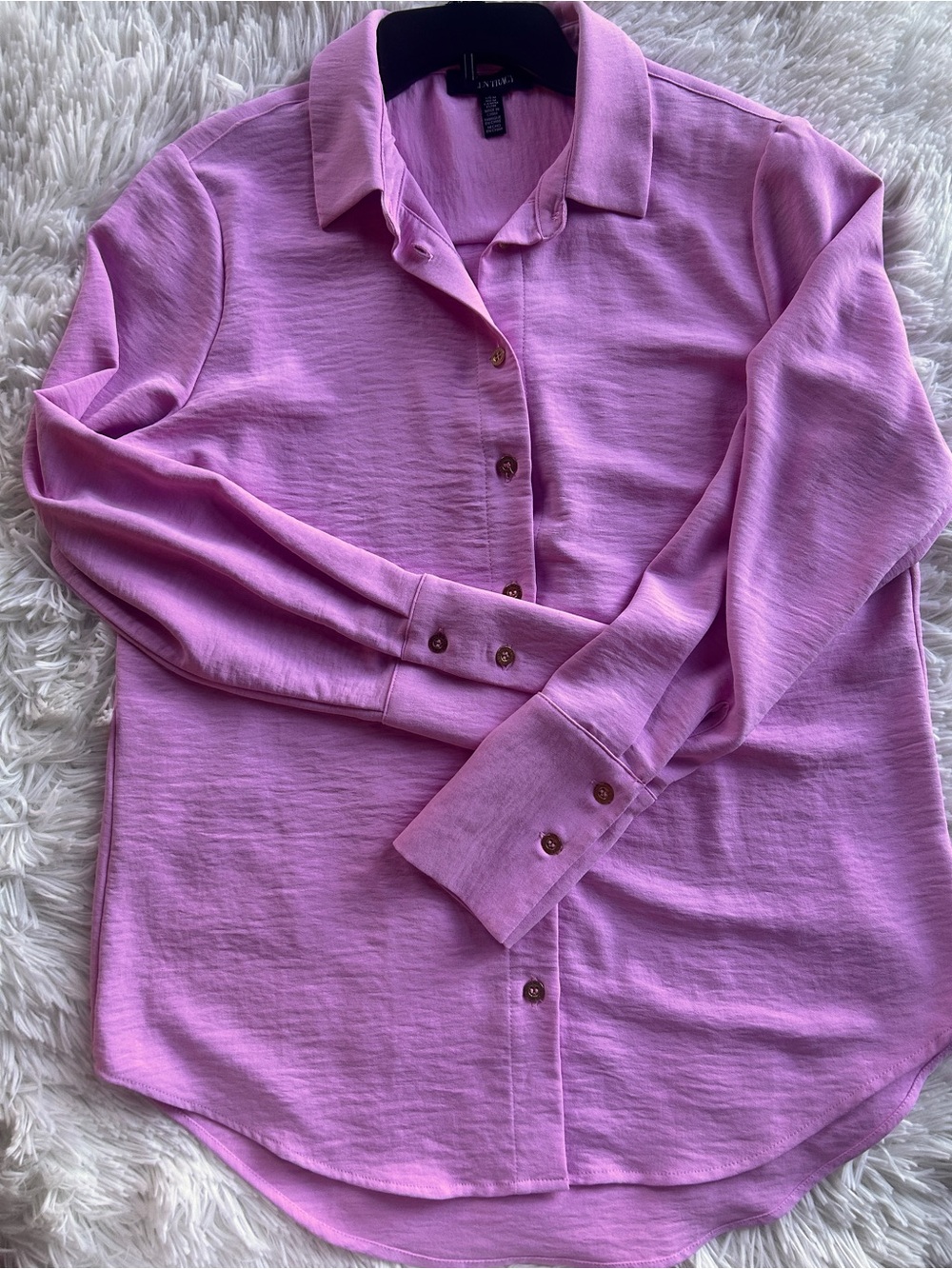 Ellen Tracy Lavender Button-Front Women's Blouse - Size Medium